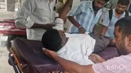 బోయకొండ సమీపంలోని కొలింపల్లి వద్ద ట్రాక్టర్ ఢీకొని రైతుకు తీవ్ర గాయాలు