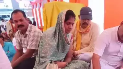 गुनौर: गुनौर विधायक ने सलेहा में अटल सुशासन व सामुदायिक भवन निर्माण का किया भूमिपूजन, पौधे रोपे