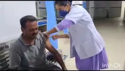 ସମ୍ବଲପୁର ମ୍ୟୁନିସିପାଲଟି: ସମ୍ବଲପୁର ମହାନଗର ନିଗମ ଅନ୍ତର୍ଗତ ଠାକୁରପଡା ରେ ସାପ କାମୁଡ଼ାରେ ଜଣେ ଆହତ