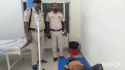 मुशहरी: मुजफ्फरपुर: पहाड़पुर ओवर ब्रिज के नीचे अचेत पड़े युवक को कांटी थाना ने अस्पताल पहुंचाया