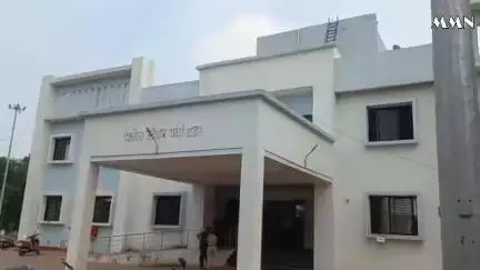वर्धा: शिवनगर येथे अवैध जुगारावर शहर पोलिसांची कारवाई : 67 हजार 850 रुपयांच्या मुद्देमाल जप्त:8 जणांवर गुन्हे दाखल