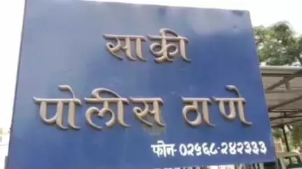 साक्री: महिर फाटा दहिवेल रस्त्यावर निदर्यपणे वाहतूक केल्याने दोन वाहनातील ३३ म्हशींना जीवदान