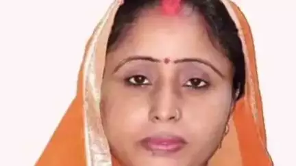 गोला: झरकटा में आंगनवाड़ी भर्ती में एक महिला ने गलत आय प्रमाण पत्र से नियुक्ति का लगाया आरोप