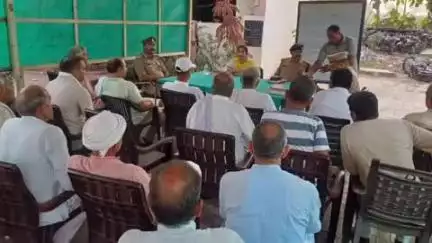 बुढ़ाना: बुढाना तहसील क्षेत्र के थाना बुढाना व शाहपुर में एसडीएम मोनालिसा ने कावड़ यात्रा को सफल बनाने के लिए लोगों की मीटिंग ली