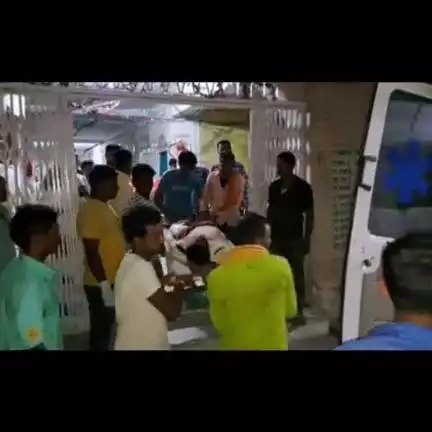 सारठ: पालोजोरी मार्ग पर लोधरामोड़ के पास बाइक-ऑटो की टक्कर, 2 भाई घायल, 1 की मौत, ऑटो चालक फरार