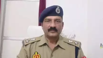 भोगनीपुर: अमरौधा के पास सर्राफा व्यापारी की आंखों में मिर्च पाउडर झोंककर दो लोगों ने की लूट, पुलिस जांच में जुटी