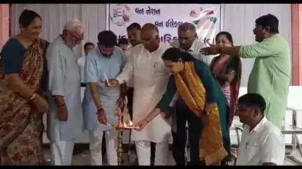 માણસા: માણસા ખાતે વન નેશન વન ઇલેક્શન અંતર્ગત પ્રબુદ્ધ નાગરિક સંમેલન યોજાયું: પ્રદેશ પ્રવકતા અને ધારાસભ્ય હાજર રહ્યા