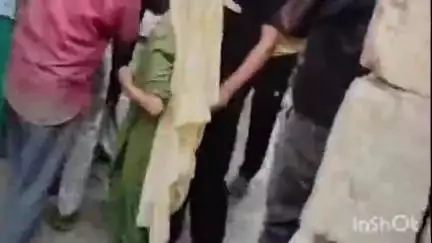 बागपत: डोला गांव में दो पक्षों के बीच खूनी संघर्ष का वीडियो सोशल मीडिया पर हुआ वायरल