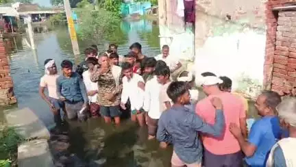 नगला डहर पोस्ट दिरौता खेरागड मे फ़ौजी बाब पहुच समसिया का समाधान करने रामनाथ सिकर्वार #all indin #kheraghad #kagrol@