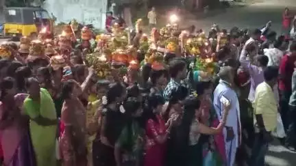 పెద్దపల్లి: జిల్లా కేంద్రంలో వైభవంగా కట్ట మైసమ్మ తల్లి ఆషాడ మాస బోనాలు