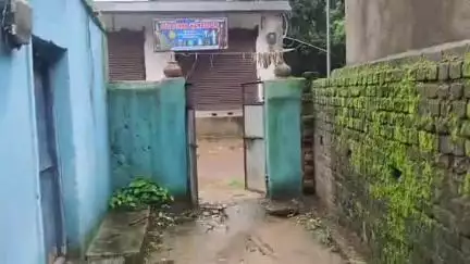 ତଲସରା: ବଡ଼ଗାଁ ବସ୍ତି ରେ ତାଲା ଭାଙ୍ଗି ଘରୁ ଚୋରି ଥାନା ରେ ଅଭିଯୋଗ