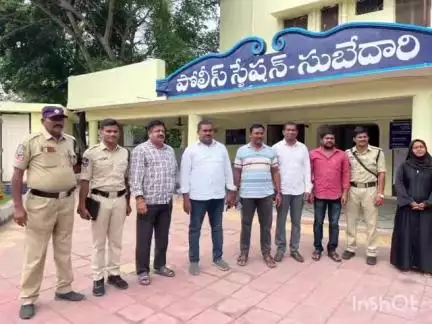 జాబ్ క్యాలండర్ రిలీజ్ చెయ్యాలి,చలో హైదరాబాద్ కు వెళుతున్న బి.ఆర్.ఎస్.వి నాయకులను ముందస్తు అరెస్ట్ చేసిన పోలీసులు
