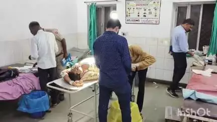 डूंगरपुर: कार ने बाइक को मारी टक्कर, बाइक सवार हुआ घायल, जिला अस्पताल में इलाज जारी