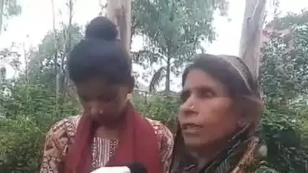 ललितपुर: देवरी निवासी महिला ने विपक्षी पर अपने पुत्र की हत्या का आरोप लगाया, गिरफ्तारी की मांग की, वीडियो हुआ वायरल
