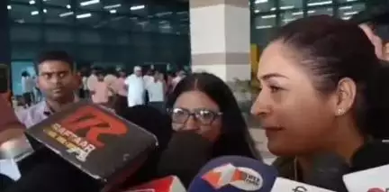पटना ग्रामीण: महिला कांग्रेस की राष्ट्रीय अध्यक्ष अलका लांबा पटना पहुंचीं, कहा- केजरीवाल दिल्ली में अपनी चुनाव हार गए