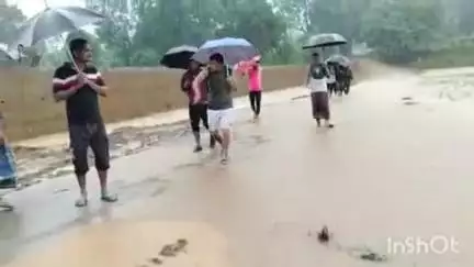 ଜି ଉଦୟଗିରି: ସିମନବାଡ଼ି ରାସ୍ତାରେ ଗୁରୁମୁଣ୍ଡା ଠାରେ ନିର୍ମାଣ ହେଉଥିବା ପୋଲ ଚଞ୍ଚଳ କାମ ସରିବା ପାଇଁ ଲୋକେ କଲେ ଦାବୀ # jansamsya