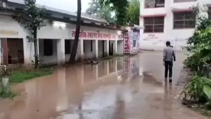 कोटा: कोटा के SDM ने रतनपुर सामुदायिक स्वास्थ्य केंद्र का किया औचक निरीक्षण, व्यवस्था को लेकर BMO को लगाई फटकार