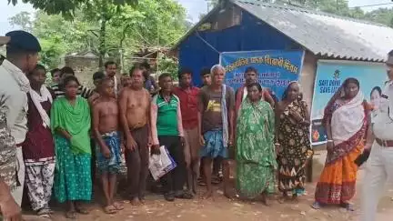 মানবাজার ১: সামদা গ্রামে জন সচেতনতামূলক কর্মসূচি মানবাজার থানার পুলিশের