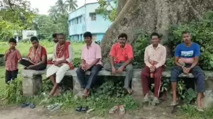 বালুরঘাট: পোল্লাপাড়ায় অ্যাম্বুলেন্সের ধাক্কায় মৃত্যু হল এক ষাটোর্ধ বৃদ্ধার, তদন্তে পতিরাম থানার পুলিশ