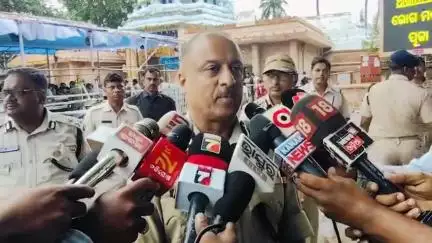 ପୁରୀ ମ୍ୟୁନିସିପାଲଟି: ଗୁଣ୍ଡିଚା ମନ୍ଦିରରେ ଦର୍ଶନ ବ୍ୟବସ୍ଥା ଅନୁଧ୍ୟାନ ପରେ ପୋଲିସ ଡ଼ିଜି ଓ୍ବାଇ ବି ଖୁରାନିଆଙ୍କ ପ୍ରତିକ୍ରିୟା ।
