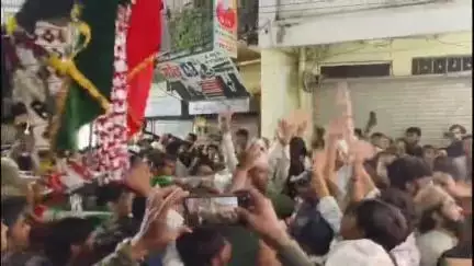 ब्यावरा: ब्यावरा में मोहर्रम पर्व पर निकाली गई नाल साहब की सवारी, मुस्लिम समाज के लोग बड़ी संख्या में हुए शामिल