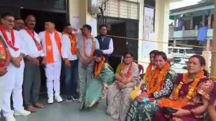 चम्पावत: भाजपा के सात अधिकृत प्रत्याशियों ने दलबल के साथ किया अपना नामांकन