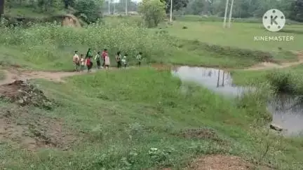 ନୂଆପଡା: ଗୋନ୍ଦଲା ବାହାରା ଗ୍ରାମକୁ ନାହିଁ ସବୁଦିନିଆ ରାସ୍ତା ରାସ୍ତା ସମସ୍ୟାକୁ ନେଇ ନୂଆପଡ଼ା ରେ ଜିଲ୍ଲାପାଳ ଙ୍କ ପ୍ରତିକ୍ରିୟା