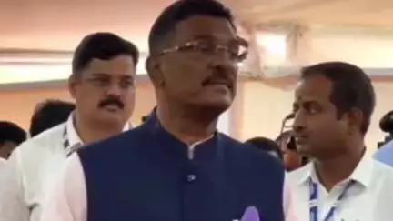 जिल्हा नियोजन निधी वरील स्थगिती लवकरच उठवली जाईल; पालकमंत्री प्रताप सरनाईक यांचा खुलासा