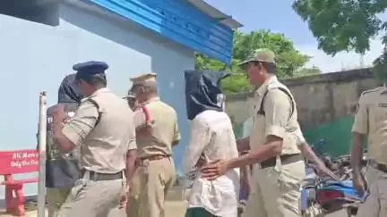 రాజానగరం: నలుగురు సభ్యుల గంజాయి ముఠా అరెస్ట్, 14 కేజీల గంజాయి, 14 బైకులు స్వాధీనం