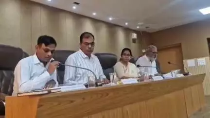 મોરબી: મોરબી જીલ્લા પંચાયતની ખાસ સામાન્ય સભામાં તડાફડી