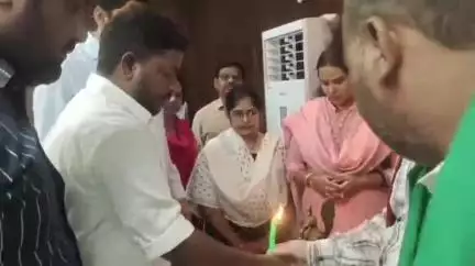 కర్నూలు: అల్లూరి స్ఫూర్తితో ప్రజలకు సేవ చేద్దాం: కర్నూలు ఇన్ ఛార్జ్ కలెక్టర్ డాక్టర్ బి నవ్య