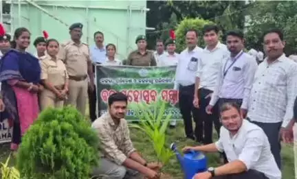 କେସିଙ୍ଗା: ଚାଞ୍ଚେର ଓ ତୁଣ୍ଡୁଳା ସରକାରୀ ହାଇସ୍କୁଲରେ ବନ ମହୋତ୍ସବ ପାଳିତ l