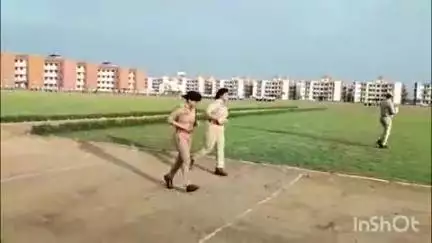 कासगंज: पुलिस लाइन में परेड का आयोजन हुआ, परेड के बाद एसपी ने पुलिस लाइन का किया निरीक्षण
