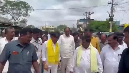 కర్నూలు: వర్గ విభేదాలు పక్కన పెట్టి రానున్న స్థానిక సంస్థల ఎన్నికల్లో పార్టీ విజయానికి కృషి చేయాలి : ఎంపీ బస్తిపాటి నాగరాజు త