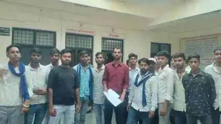 महरौनी: ग्राम कैलगुआ में अंबेडकर पार्क निर्माण की मांग, उपजिलाधिकारी को सौंपा गया ज्ञापन