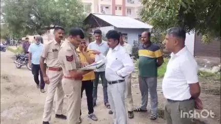 भीलवाड़ा: लांबिया में सड़क किनारे बने गड्ढे में गिरने से घायल अधेड़ ने जिला अस्पताल में इलाज के दौरान दम तोड़ा