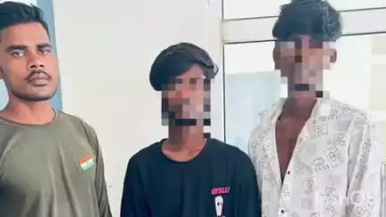 नवादा: मुफस्सिल थाना पुलिस ने लूट के कांड में संलिप्त 2 अभियुक्तों को किया गिरफ्तार