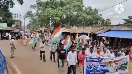 নয়াগ্রাম: 21 জুলাইয়ের কর্মসূচিকে সামনে রেখে খড়িকামাথানীতে ব্লক যুব তৃণমূলের উদ্যোগে আয়োজিত হল মিছিল ও বৈঠক, উপস্থিত বিধায়ক