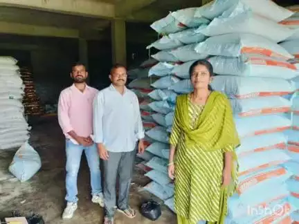 బాల్కొండ: వానాకాలం పంటలకు సరిపడ యూరియా సరఫరా చేస్తున్నామని తెలియజేసిన మండల వ్యవసాయాధికారి లావణ్య