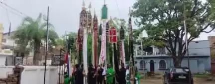 सुल्तानपुर: आठ मोहर्रम को अमहट में निकला अलम का जुलूस