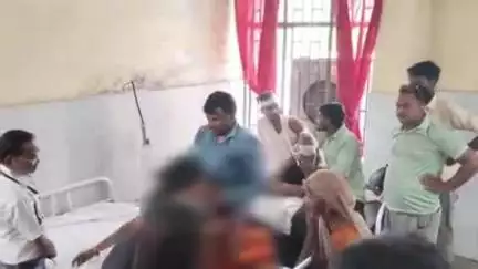 रसूलाबाद: गोपालपुर गांव में पानी की मोटर चलाते समय विद्युत करंट लगने से महिला झुलसी, सीएचसी में उपचार शुरू