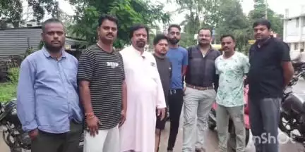 सोहागपुर: टेक्निकल मैदान में बन रहे कमिश्नर बंगले का खेल प्रेमियों ने किया विरोध युवाओं के लिए बनी समस्या#jansamasya