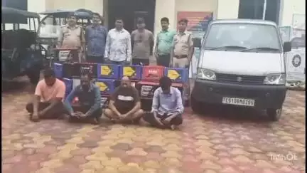 बिलासपुर: सरकंडा पुलिस ने ई-रिक्शा और बैटरी चोरी करने वाले गिरोह को किया गिरफ्तार, 30 बैटरी और 2 रिक्शा ज़ब्त