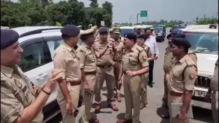 मुज़फ्फरनगर: कांवड़ यात्रा की तैयारियों का जायजा, डीआईजी ने 79 किमी मार्ग का निरीक्षण किया, 24 घंटे पुलिस तैनात रहेगी