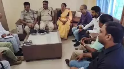 কৈলাশহর: কৈলাসহর মহকুমা শাসক কার্যালয়ে একটি প্রশাসনিক বৈঠক অনুষ্ঠিত হয়