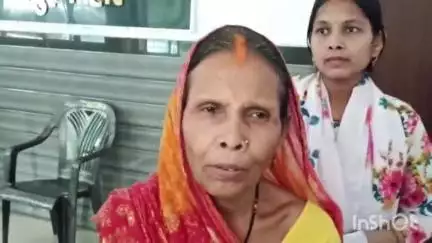 जमुई: थाना चौक पर भाभी ने लाठी से ननद को पीटा, भाई बोला- हाथ काट दूंगा, पीड़िता ने एसपी से लगाई गुहार