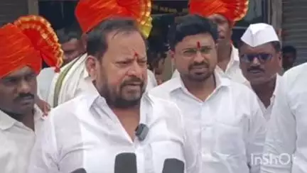 सांगोला: जनसंपर्क कार्यालयात शिवसेना पक्षाच्या कार्यालयाचे उद्घाटन; माजी आमदार शहाजी पाटील यांचा संवाद