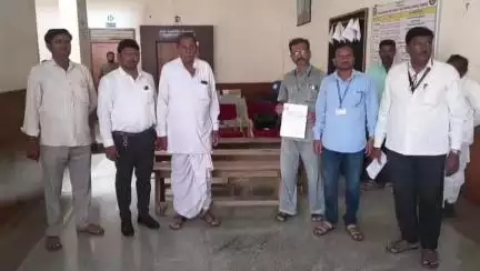 ಜಮಖಂಡಿ: ನಗರದಲ್ಲಿ ಉಪವಿಭಾಗಾಧಿಕಾರಿಗಳ ಕಚೇರಿಯ ಪೀಠೋಪಕರಣ ಜಪ್ತಿಗೆ ಆದೇಶಿಸಿದ ನ್ಯಾಯಾಲಯ