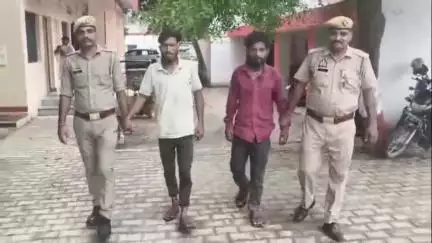 अमरोहा: डिडौली थाना पुलिस ने ई-रिक्शा चोरी करने वाले 2 अभियुक्तों को किया गिरफ्तार