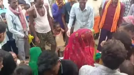 संडीला: अतरौली थाना क्षेत्र के जुगराजपुर गांव में रामकिशोर का शव आम के पेड़ से लटका मिला, बेटी ने हत्या का लगाया आरोप